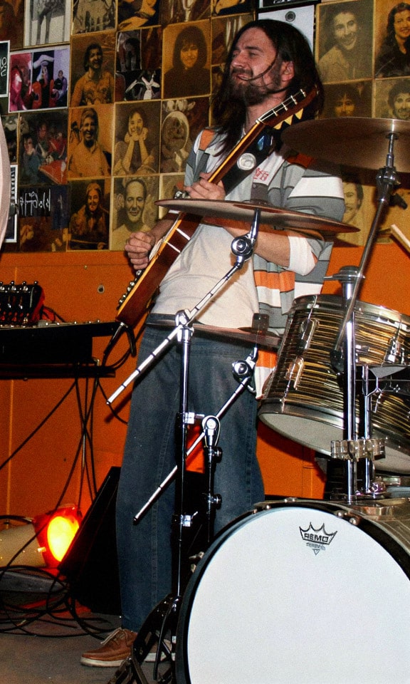 Brett Watts Guitar Teacher at Annie Bonsignore Studios